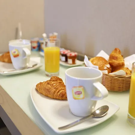 Hotel Alize Grenelle Tour Eiffel 3*