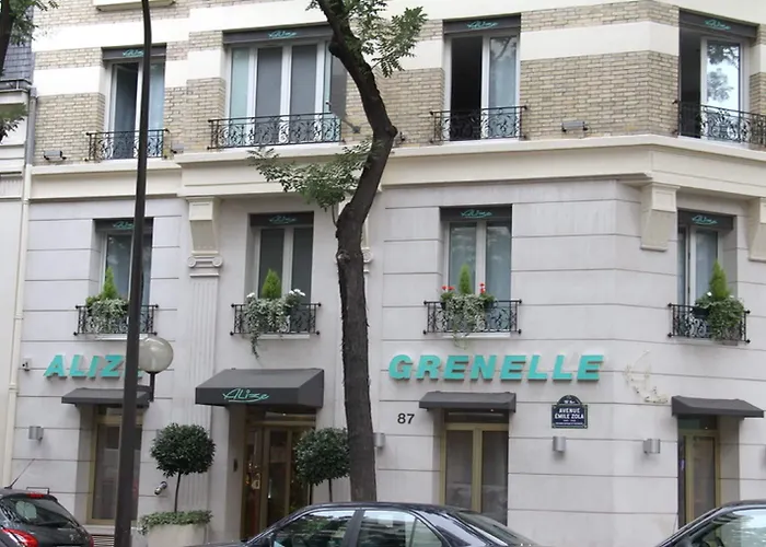 Alize Grenelle Tour Eiffel Hotel