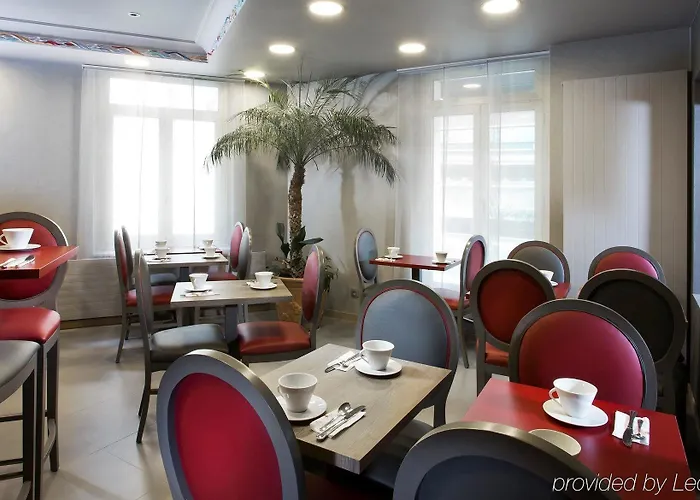 Hotel Alize Grenelle Tour Eiffel 3*