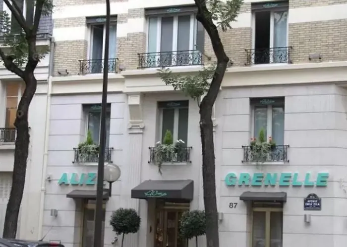 Hotel Alizé Grenelle Tour Eiffel 3*