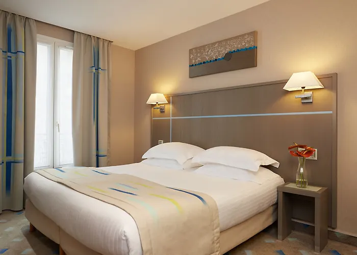 Alizé Grenelle Tour Eiffel Paris